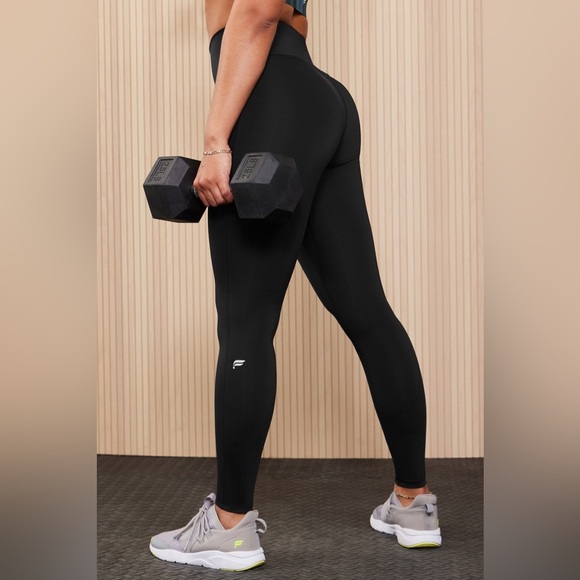 Anywhere Motion365+ High-Waisted Legging size small (short length) - Picture 2 of 3